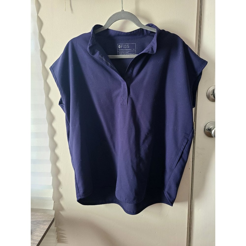 FIGS RAFAELA OVERSIZED SCRUB TOP NAVY